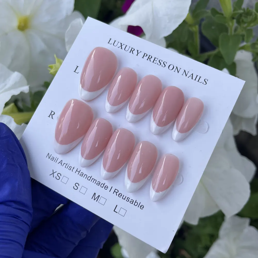 Ręcznie zdobione Press On Nails – zestaw nr 1