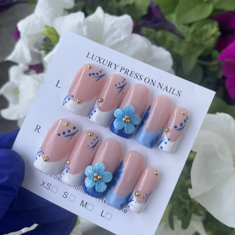 Ręcznie zdobione Press On Nails – zestaw nr 3